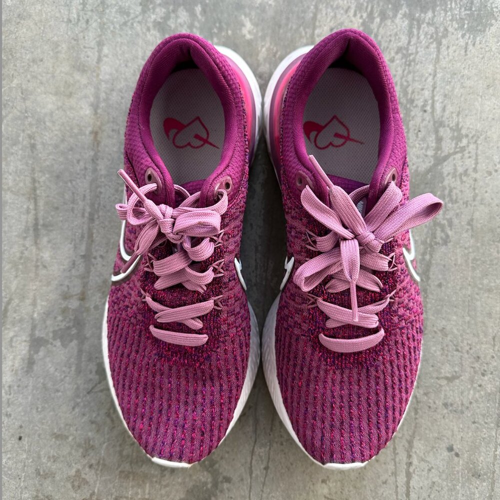 Like New!! Nike React Infinity Run Flyknit 3 - Li… - image 2